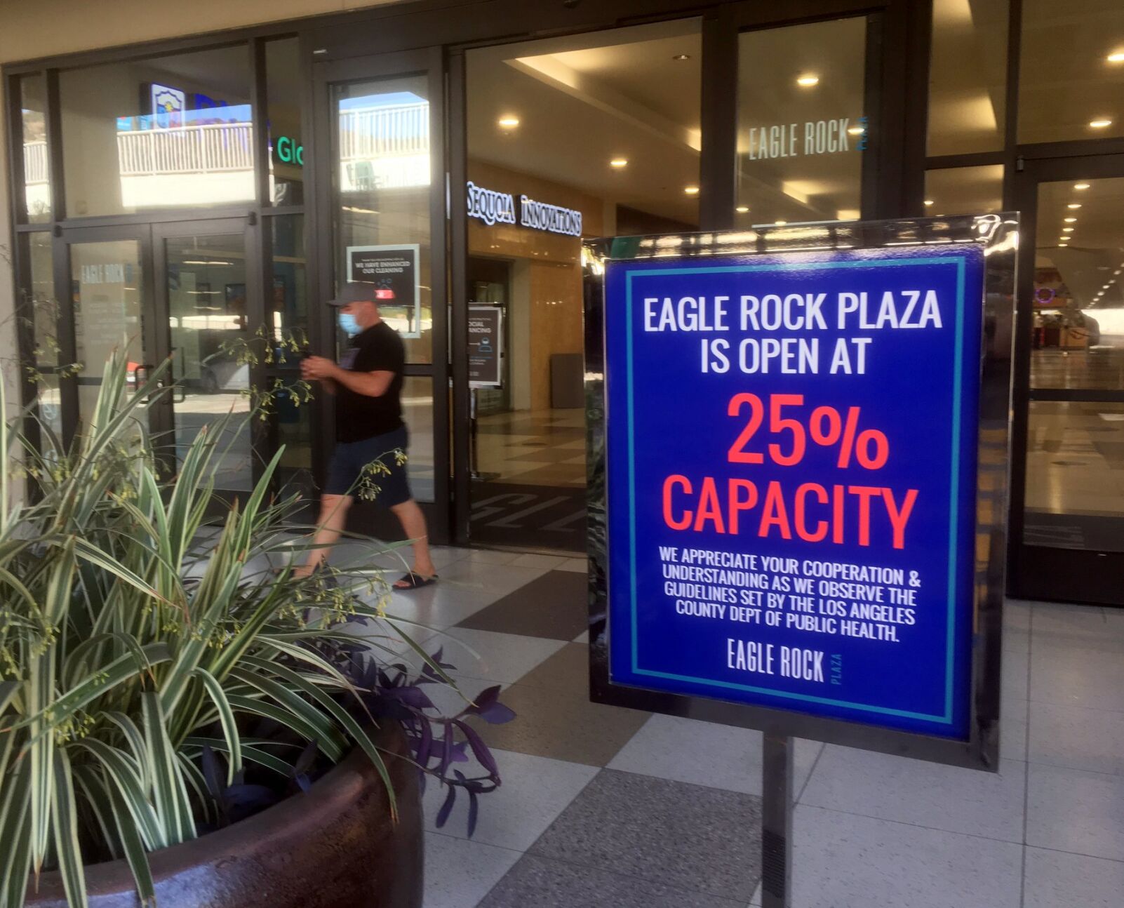 Eagle Rock Plaza 25% capacity